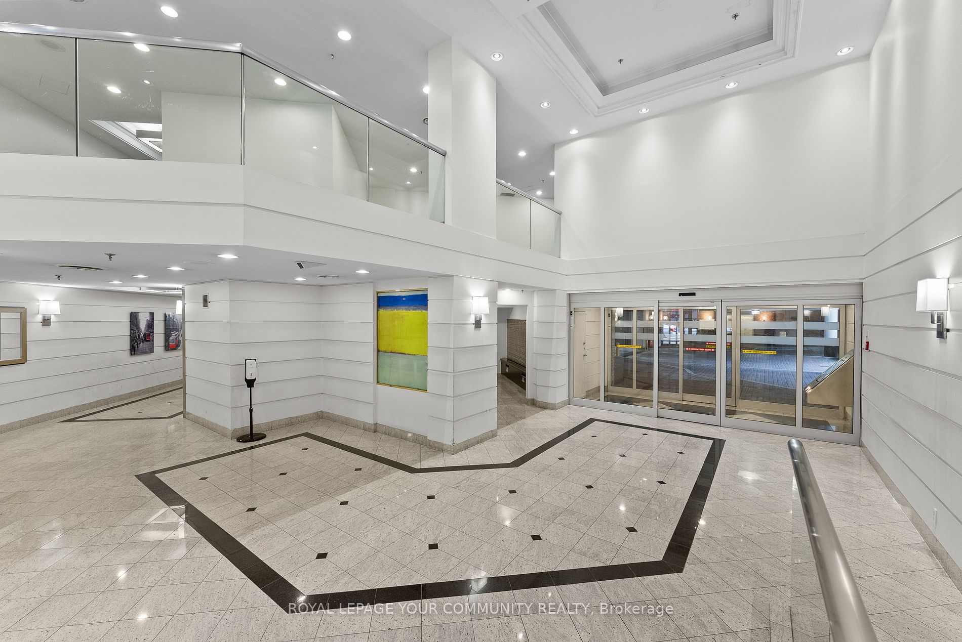 711 Bay Street, #1221