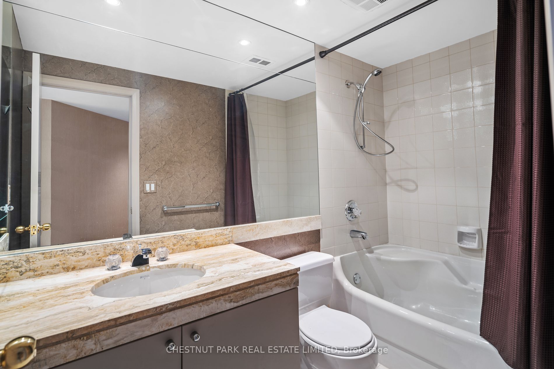 55 Prince Arthur Ave, #502
