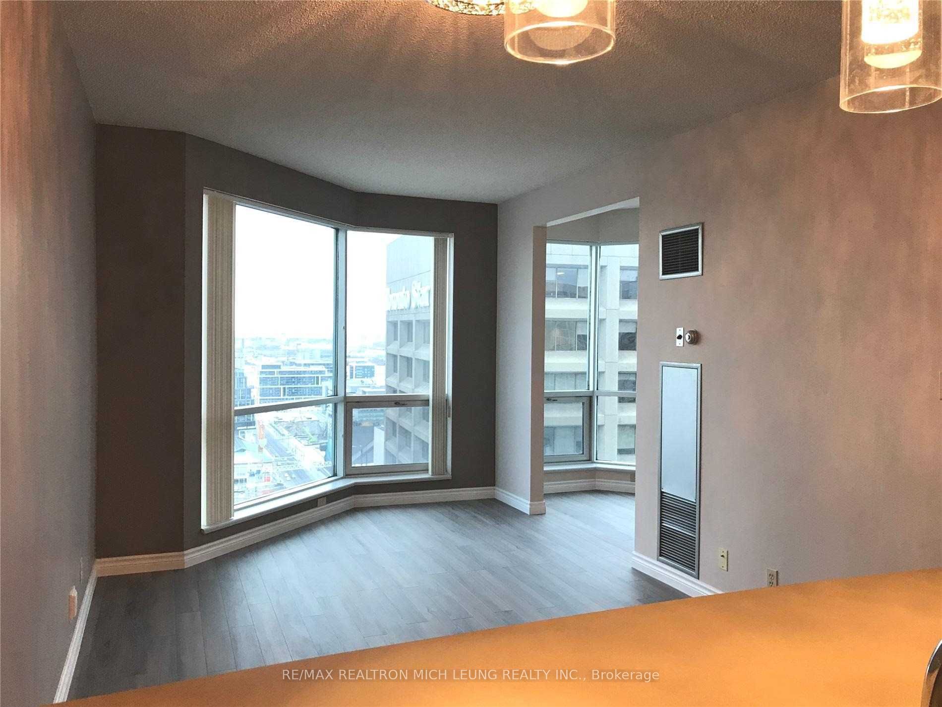 10 Yonge Street #3410