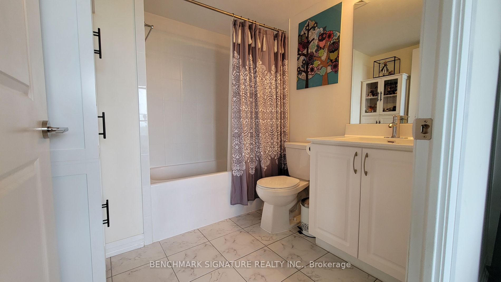 741 Sheppard Ave W, #806