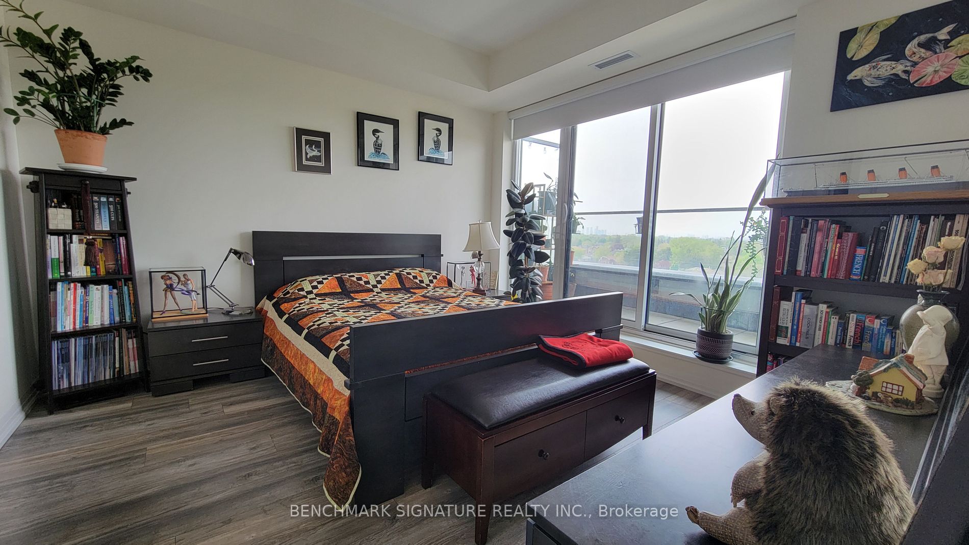 741 Sheppard Ave W, #806