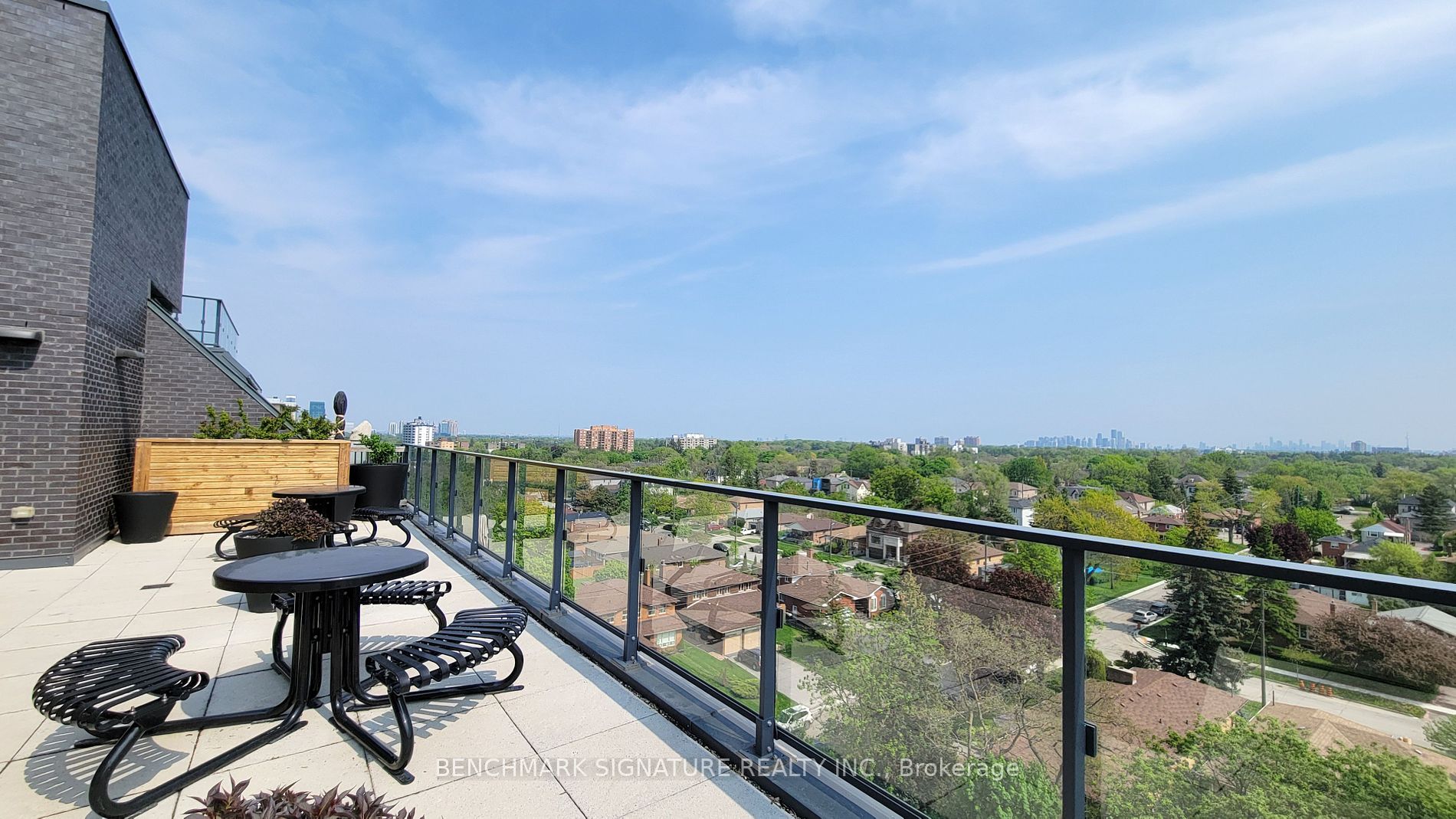 741 Sheppard Ave W, #806