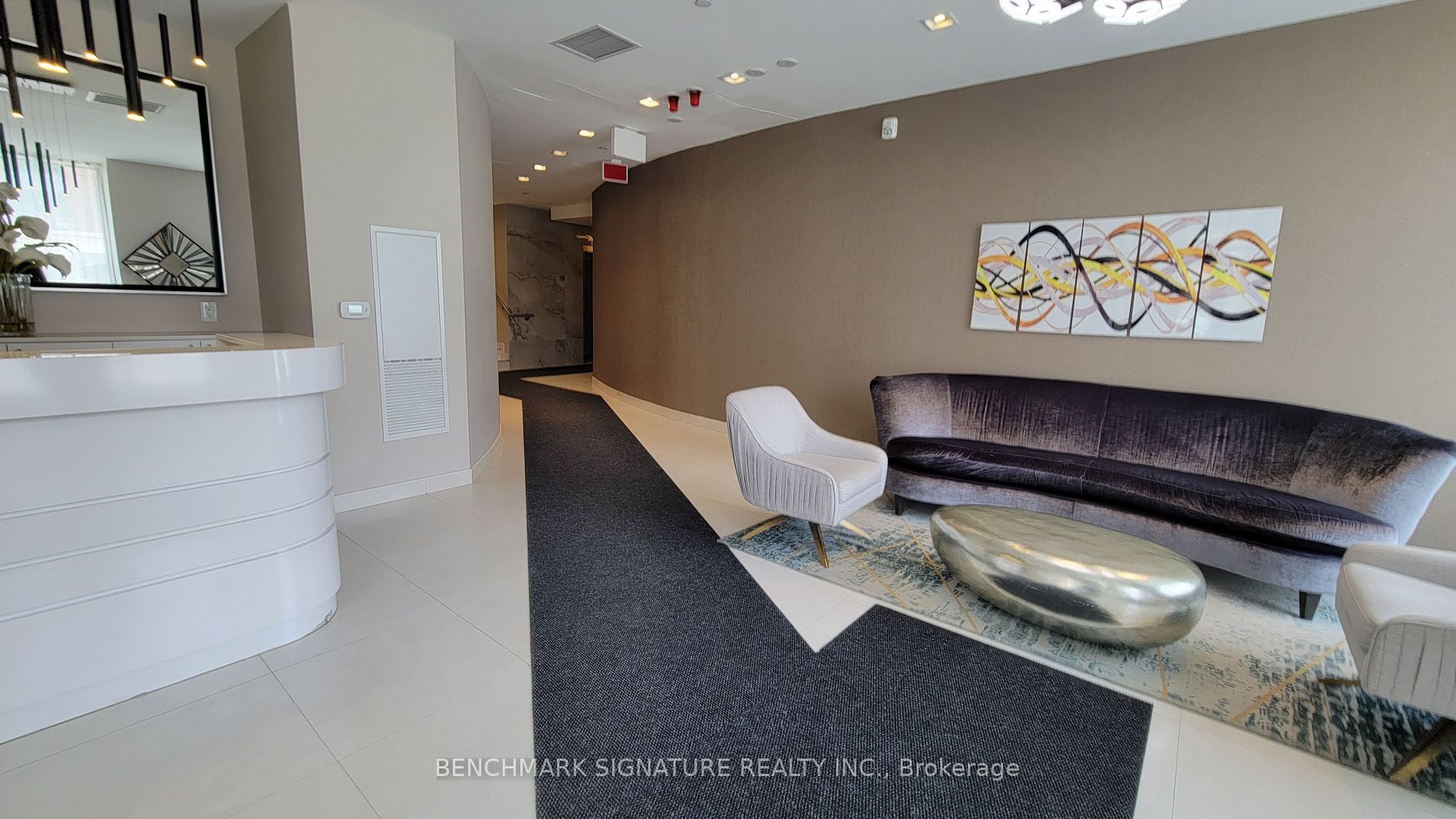 741 Sheppard Ave W, #806