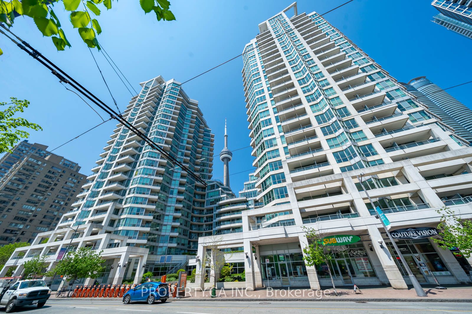 230 Queens Quay W #1815