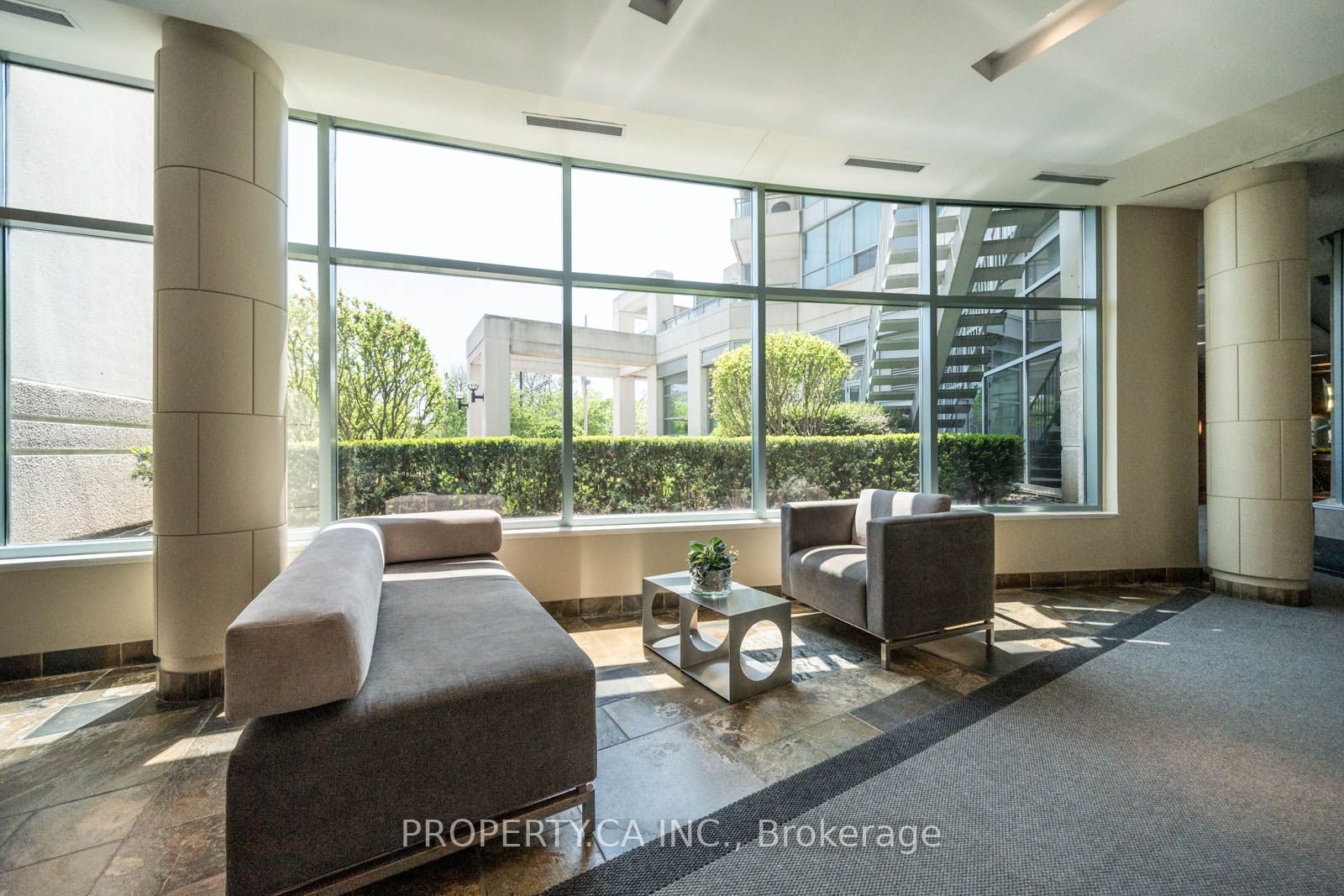 230 Queens Quay W #1815