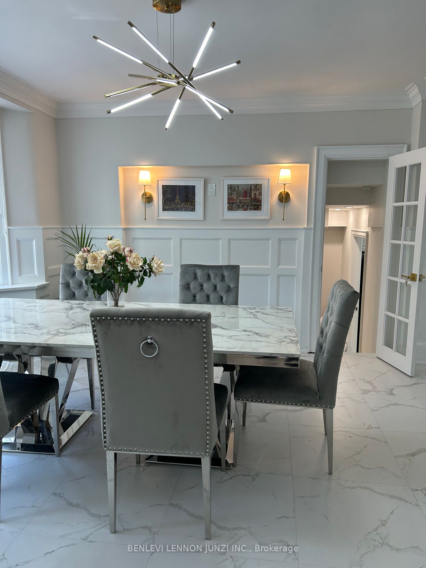 599 Spadina Rd