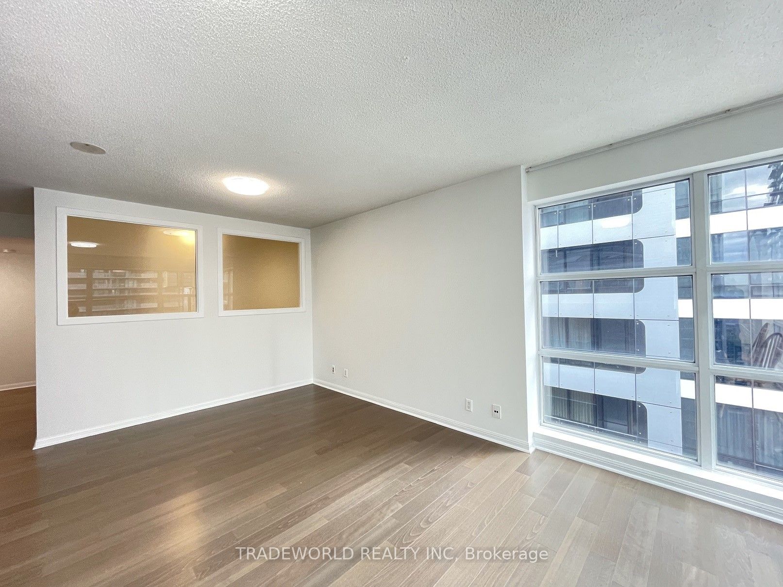 11 St Joseph St, #1612