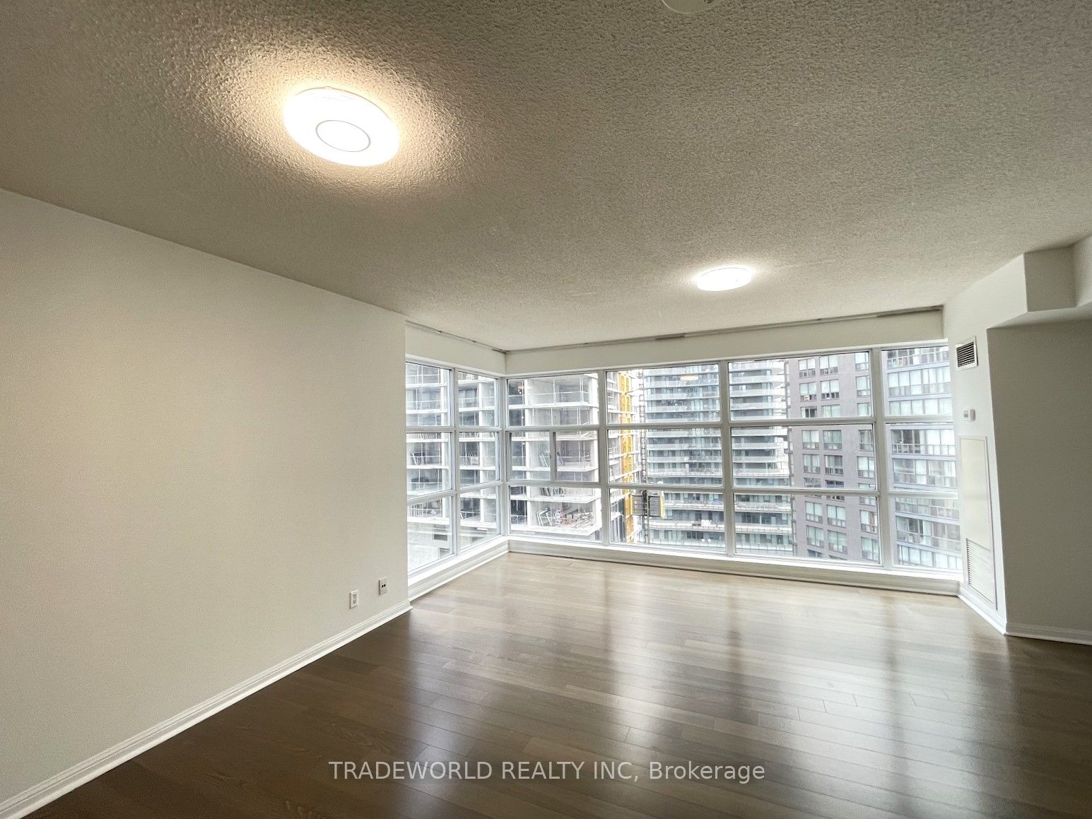 11 St Joseph St, #1612
