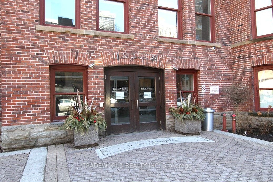 11 St Joseph St, #1612