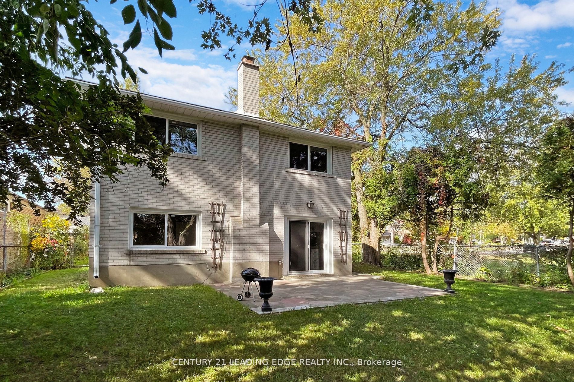 1041 LILLIAN Street