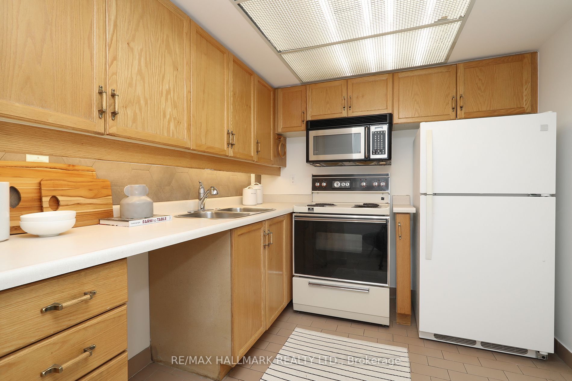 65 Scadding Ave, #505