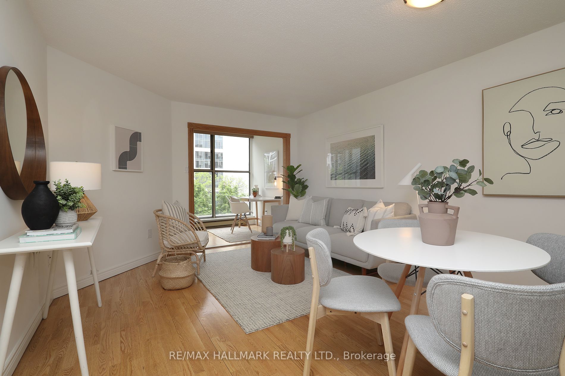 65 Scadding Ave, #505
