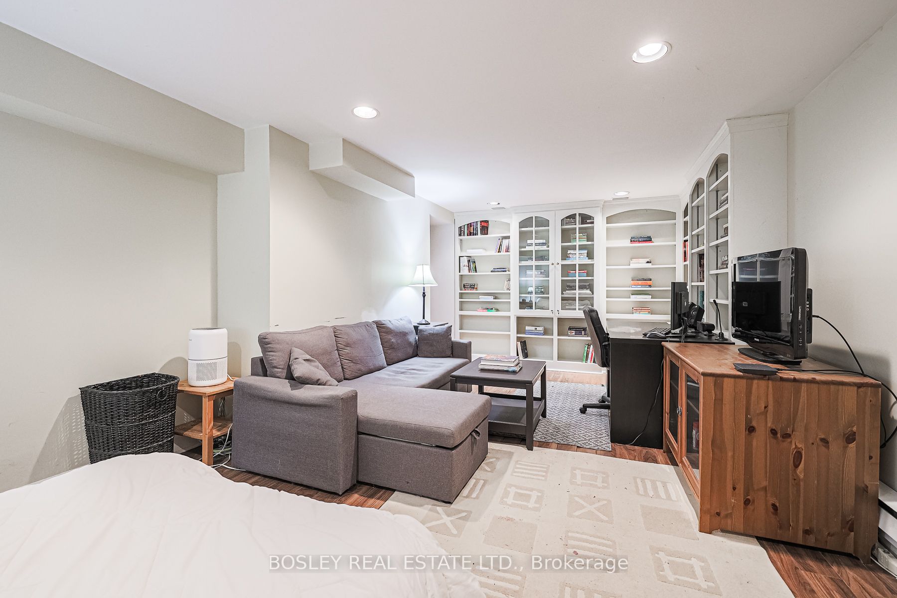 354 Bessborough Drive