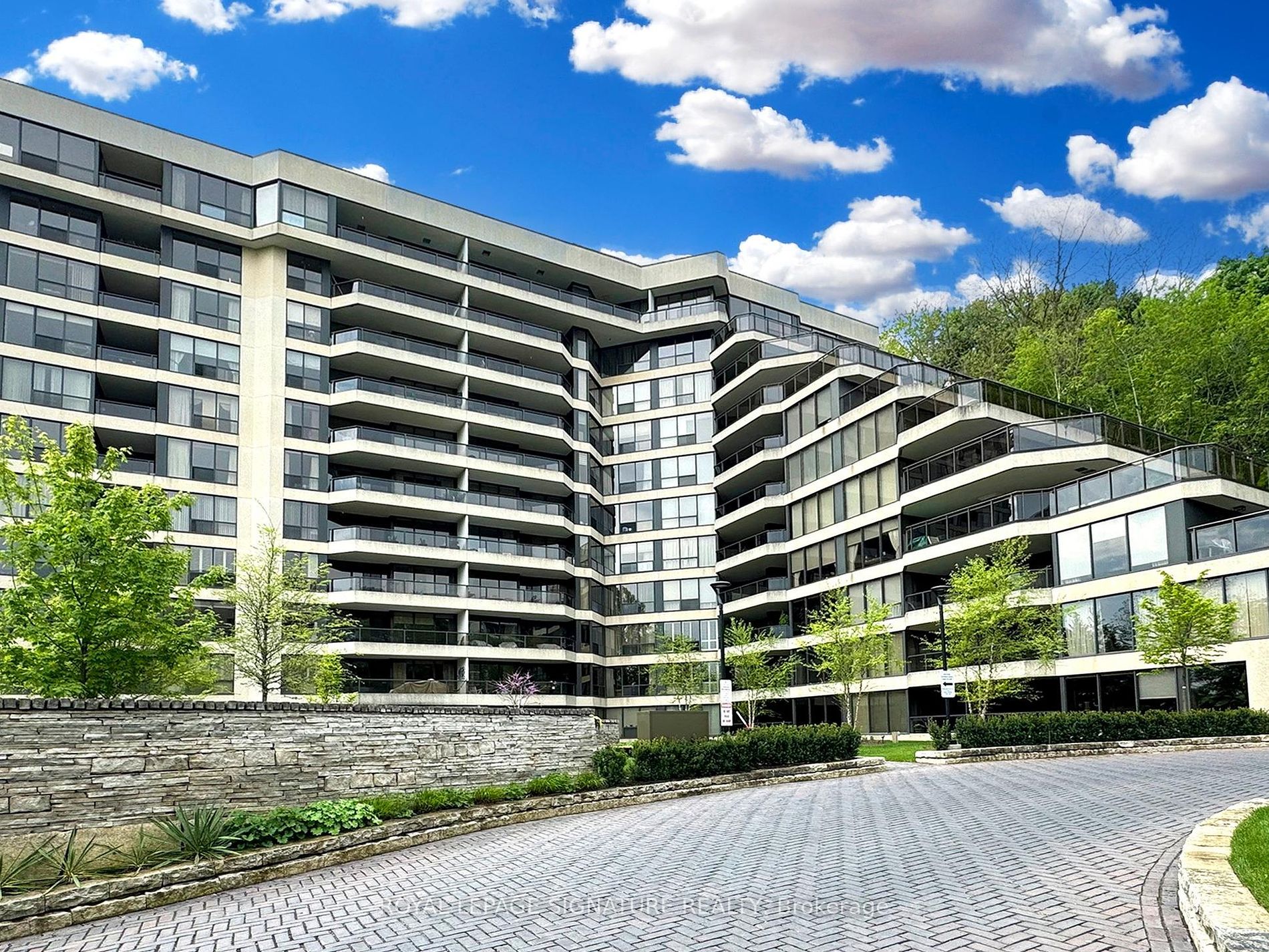 3900 Yonge Street, #704