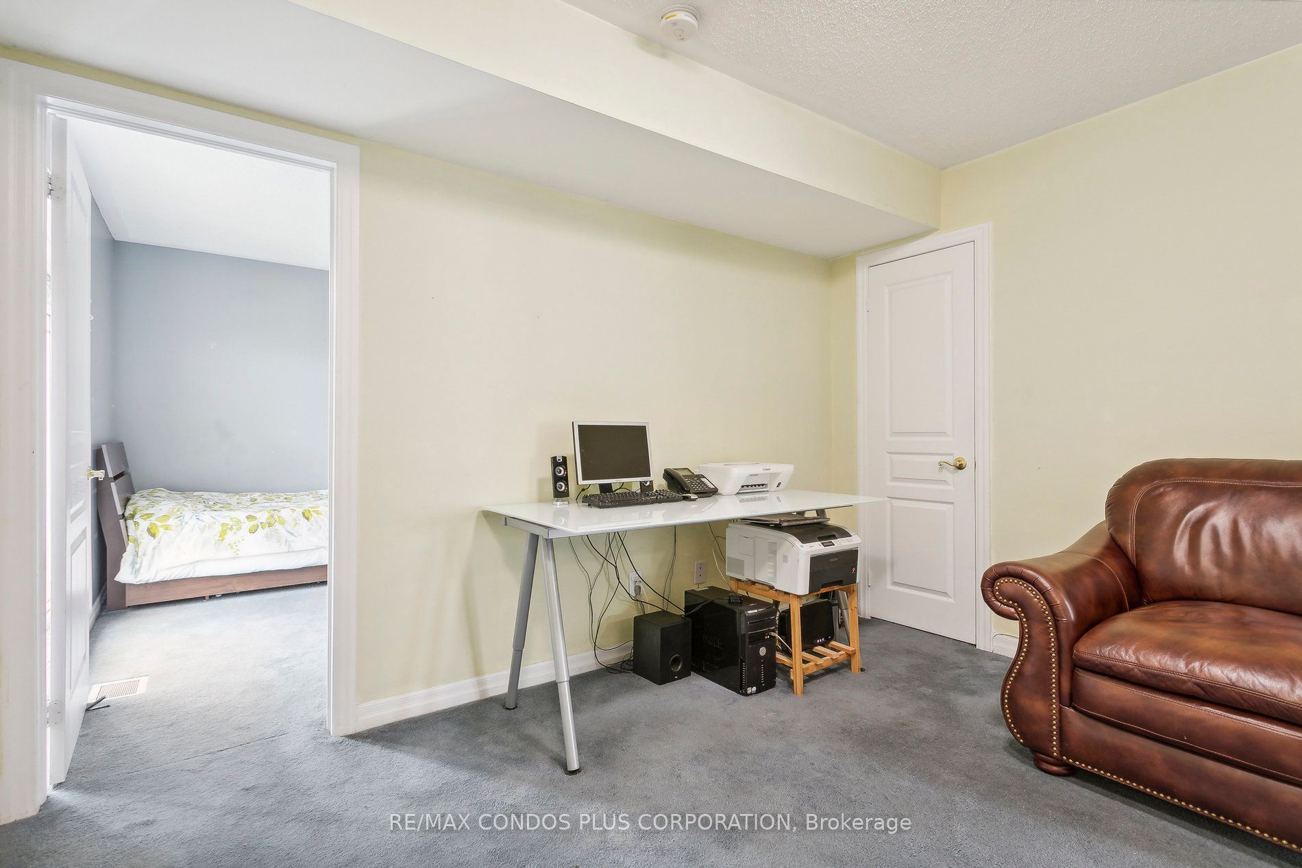 118 Finch Ave W, #20