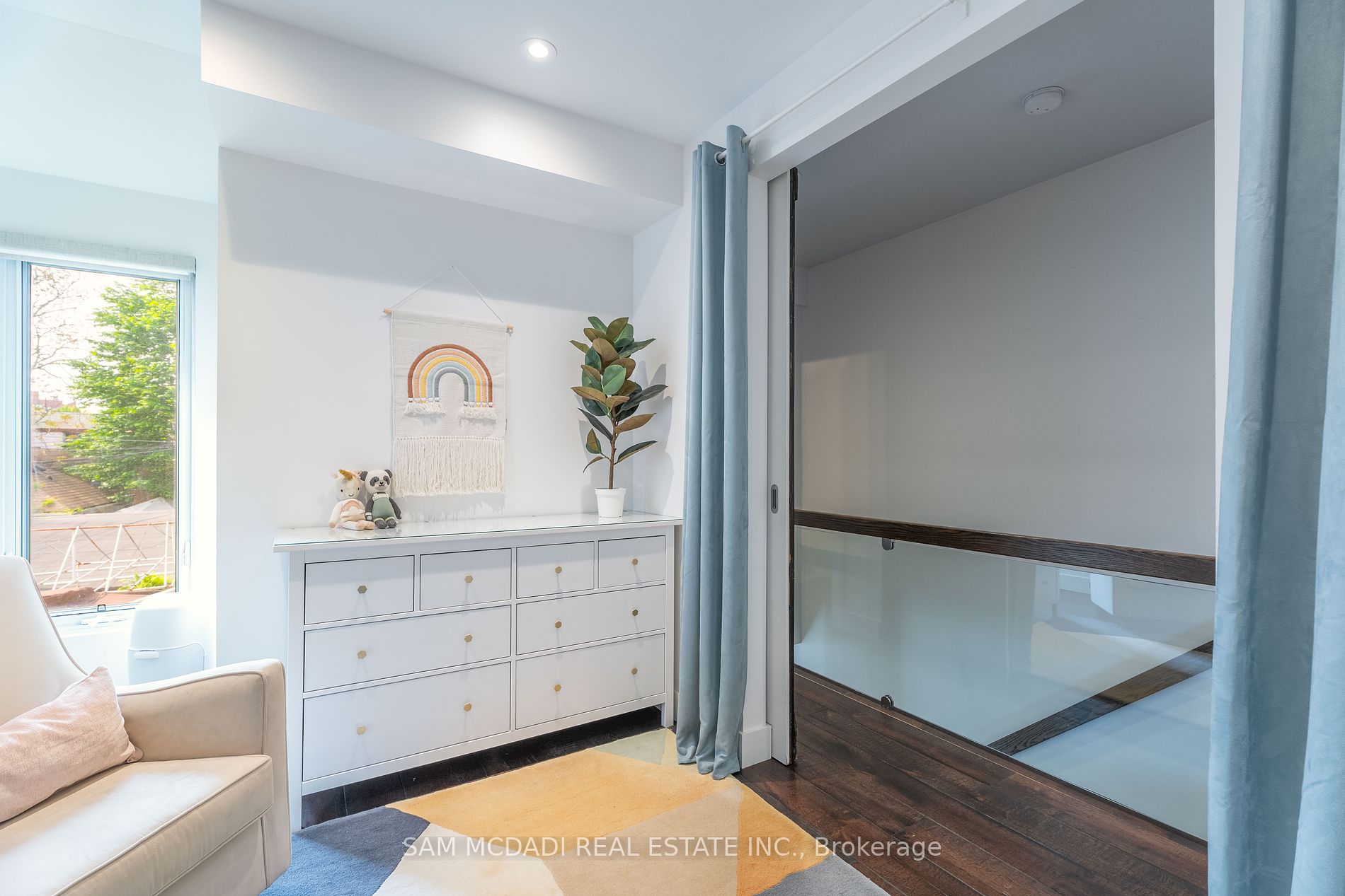 15 Crocker Avenue