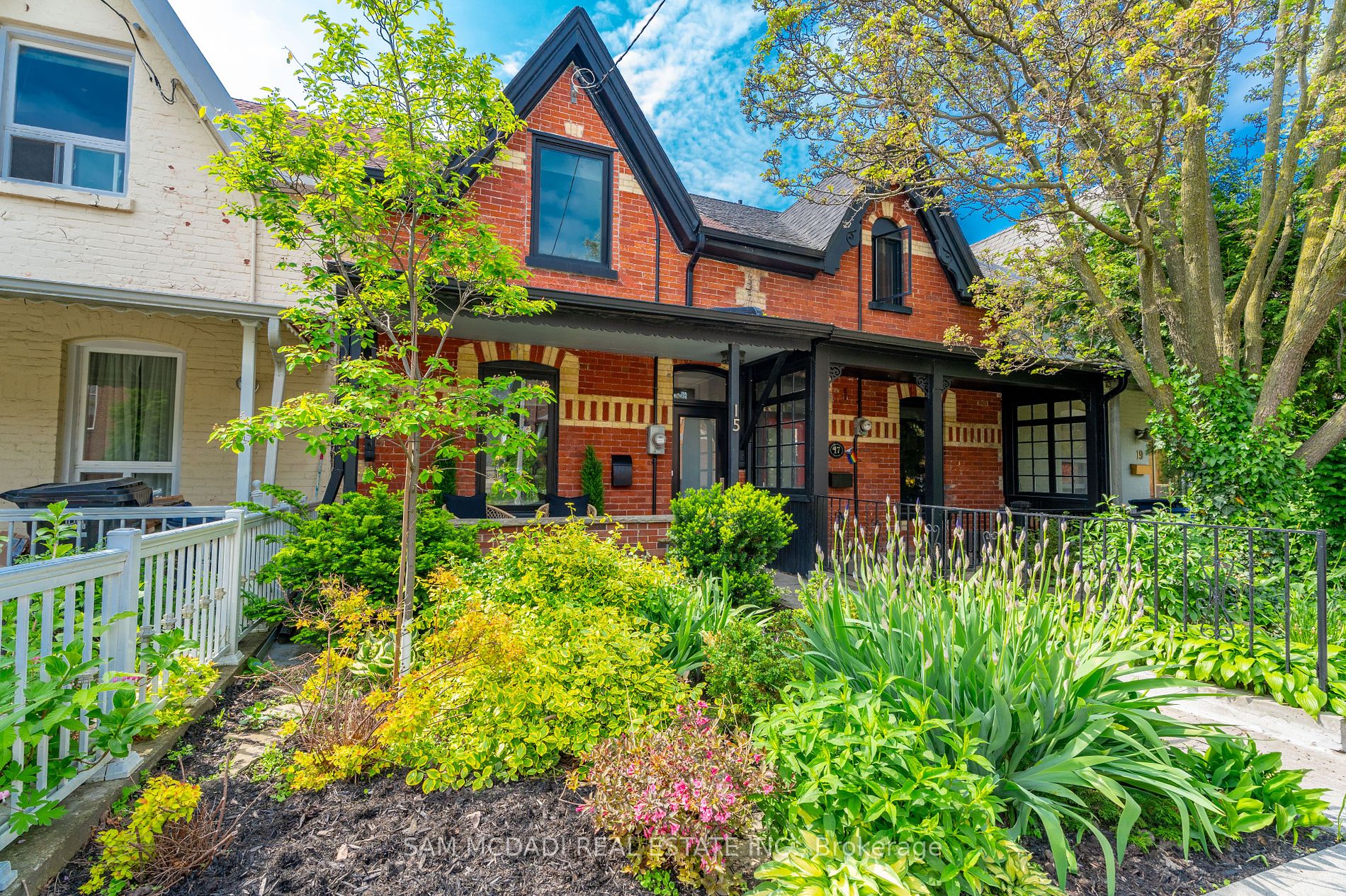 15 Crocker Avenue