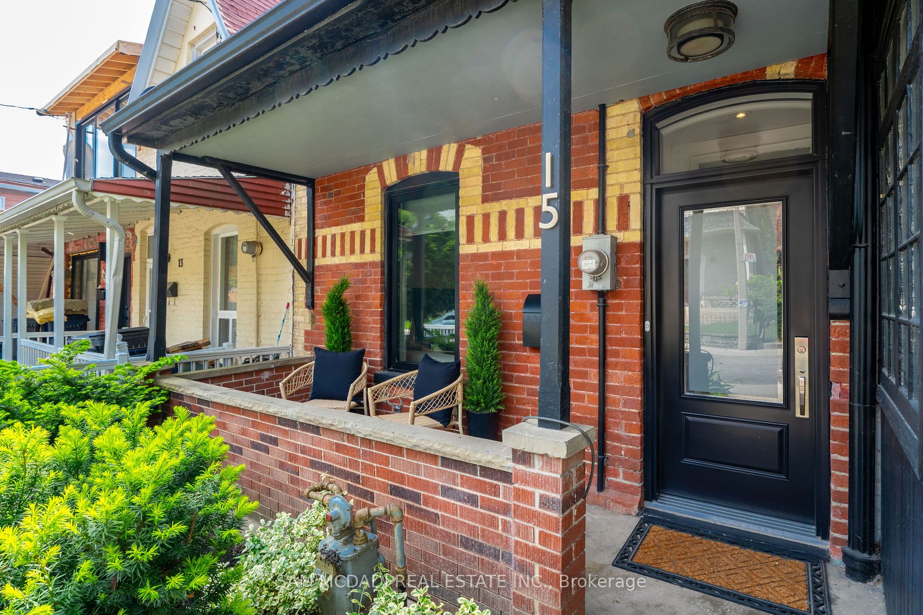 15 Crocker Avenue