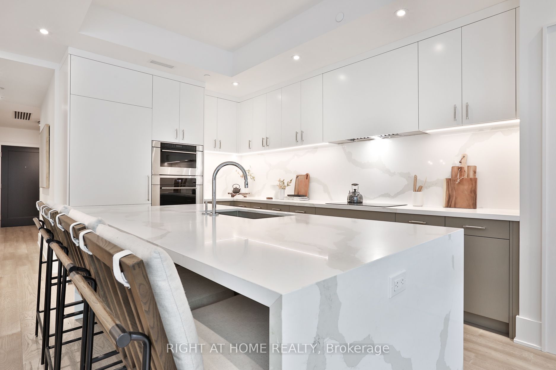 36 Birch Ave, #111