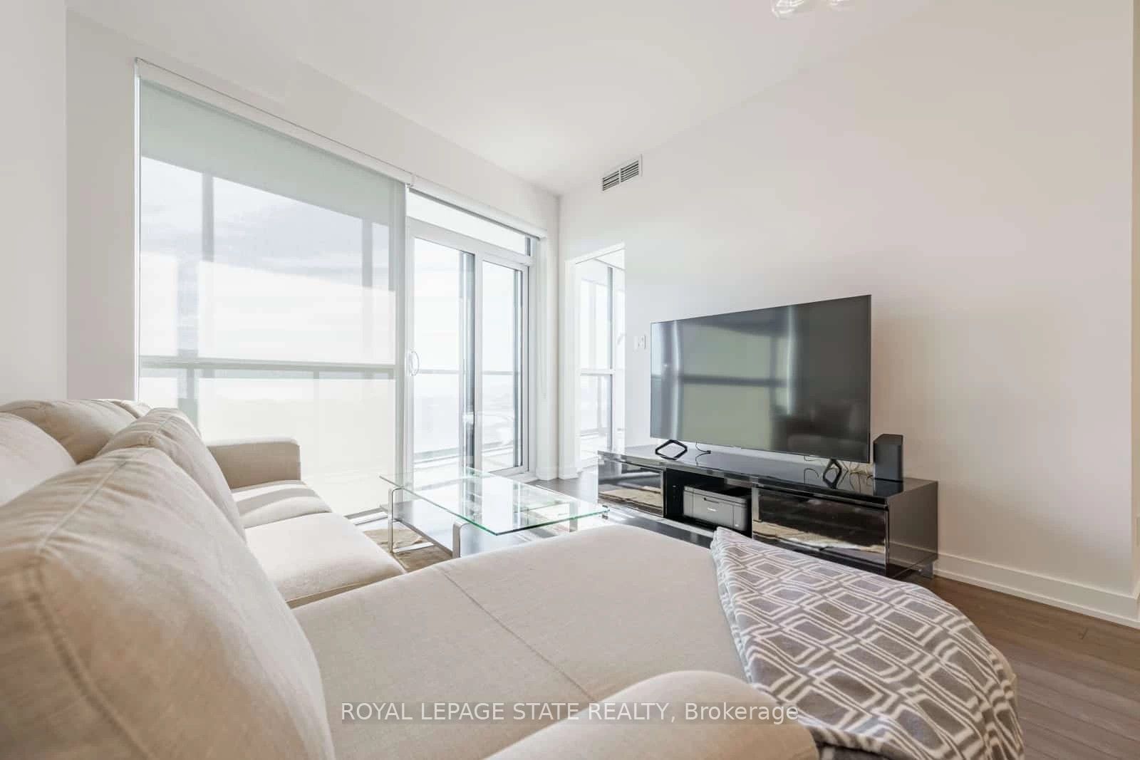 30 Ordnance Street, #1112