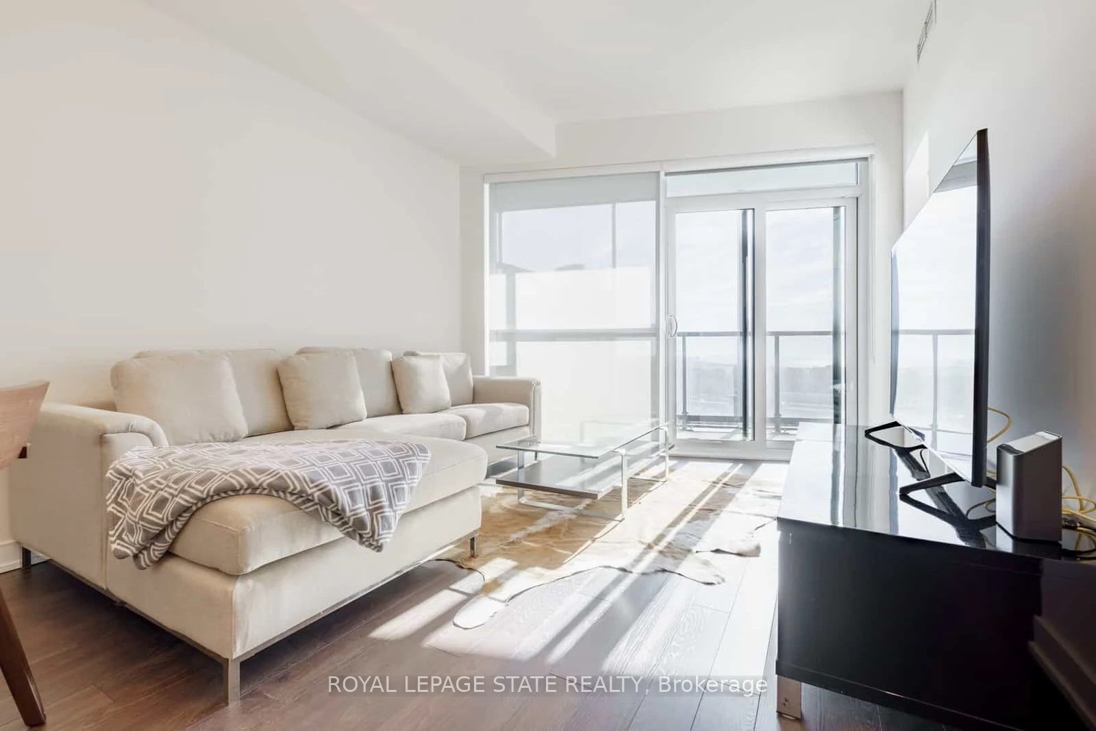 30 Ordnance Street, #1112