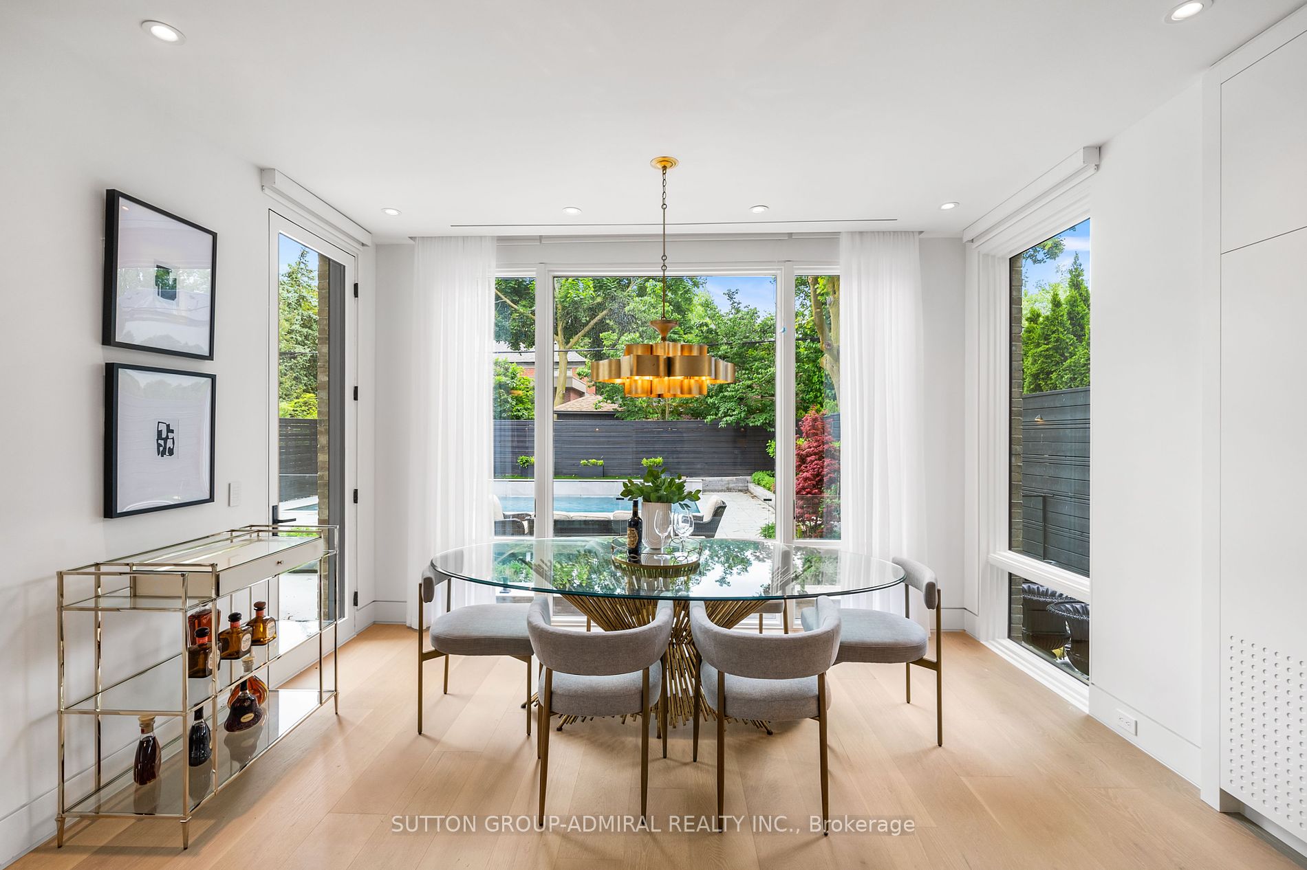335 Lytton Boulevard