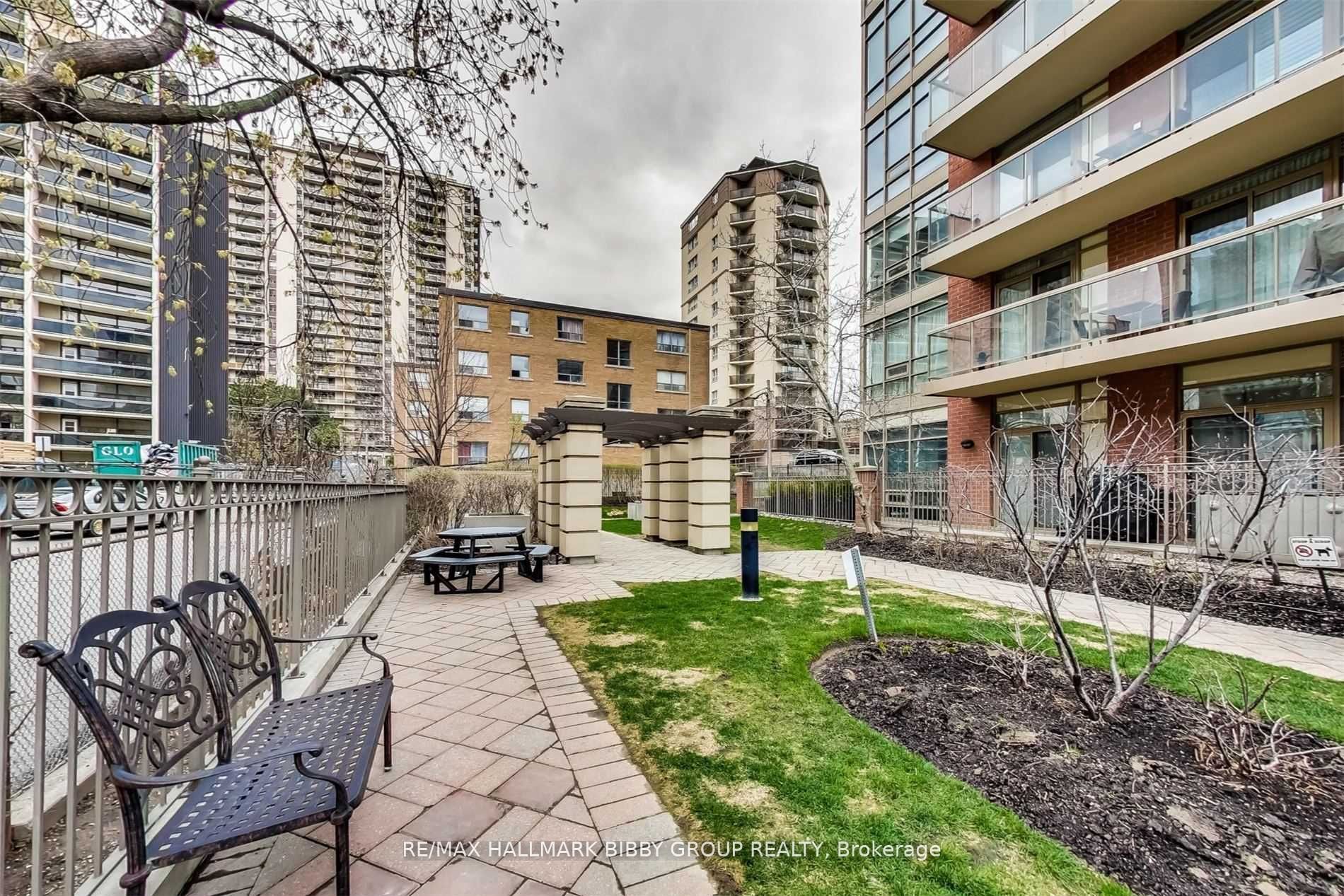 900 Mount Pleasant Road #426