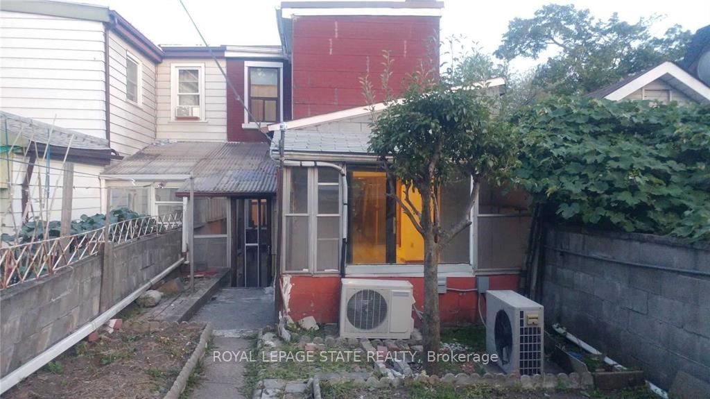 36 Mitchell Avenue
