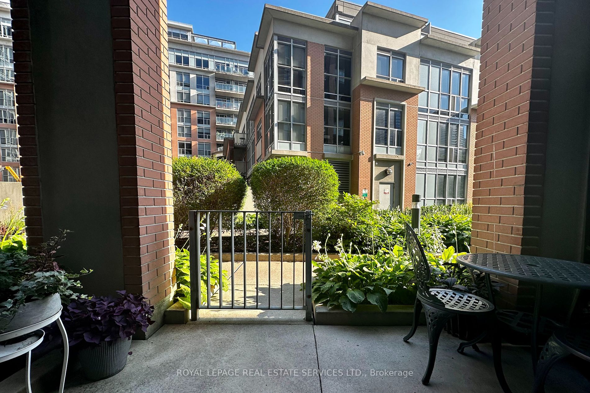 1 Shaw St, #106