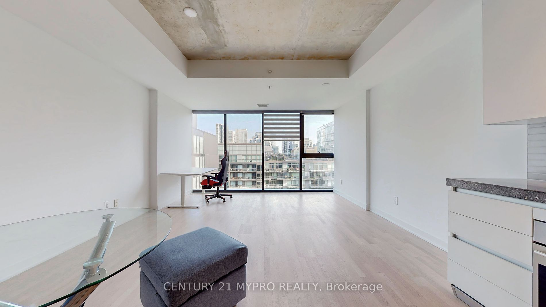629 King Street W, #1012