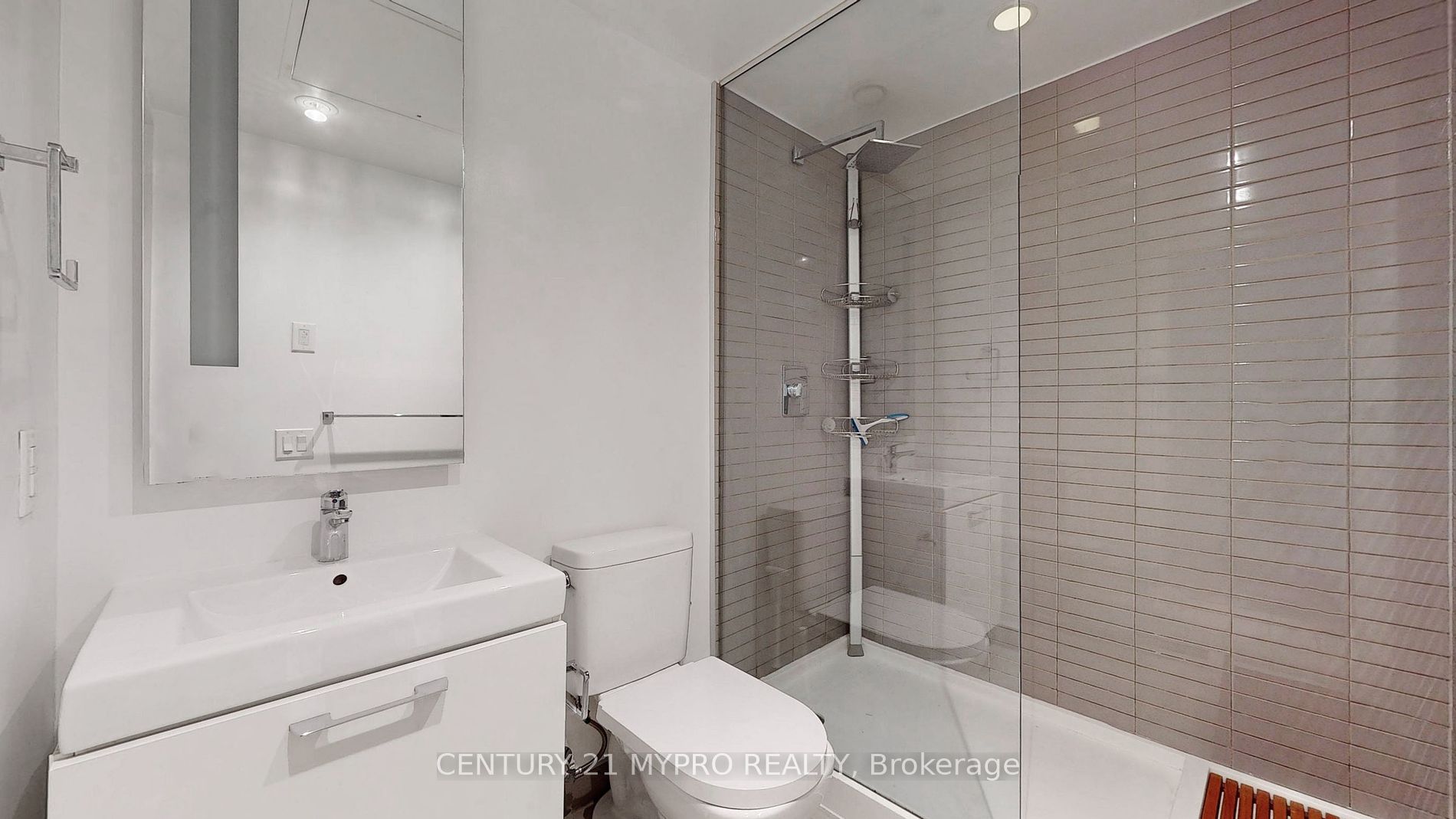 629 King Street W, #1012