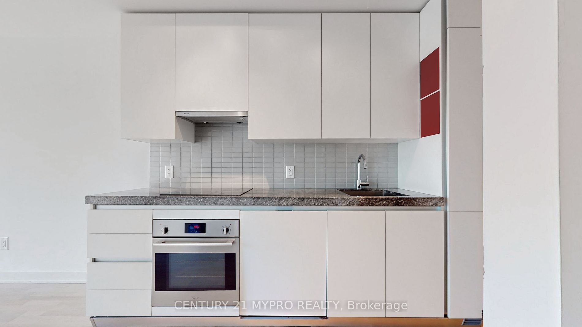 629 King Street W, #1012