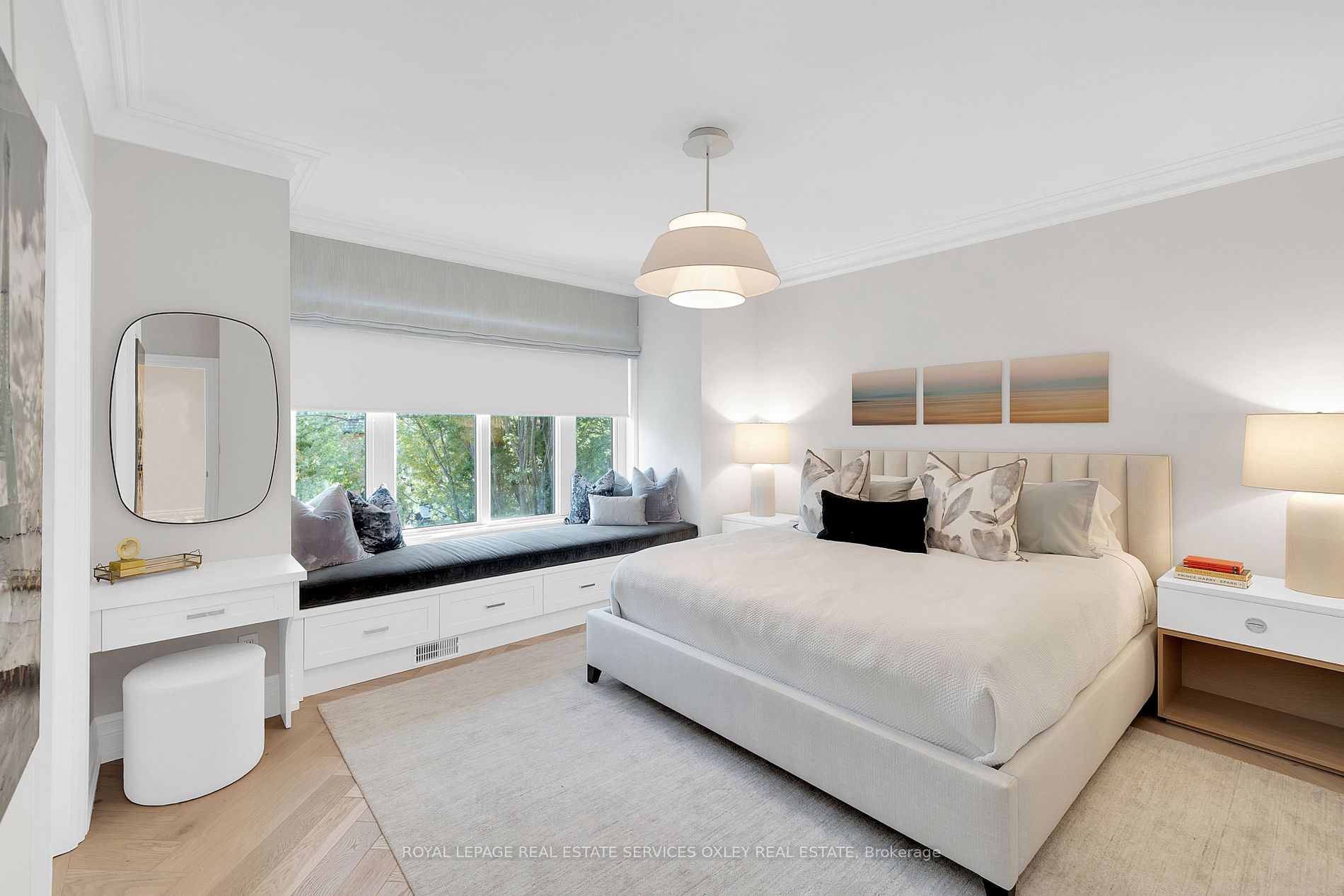 6 Lamport Avenue