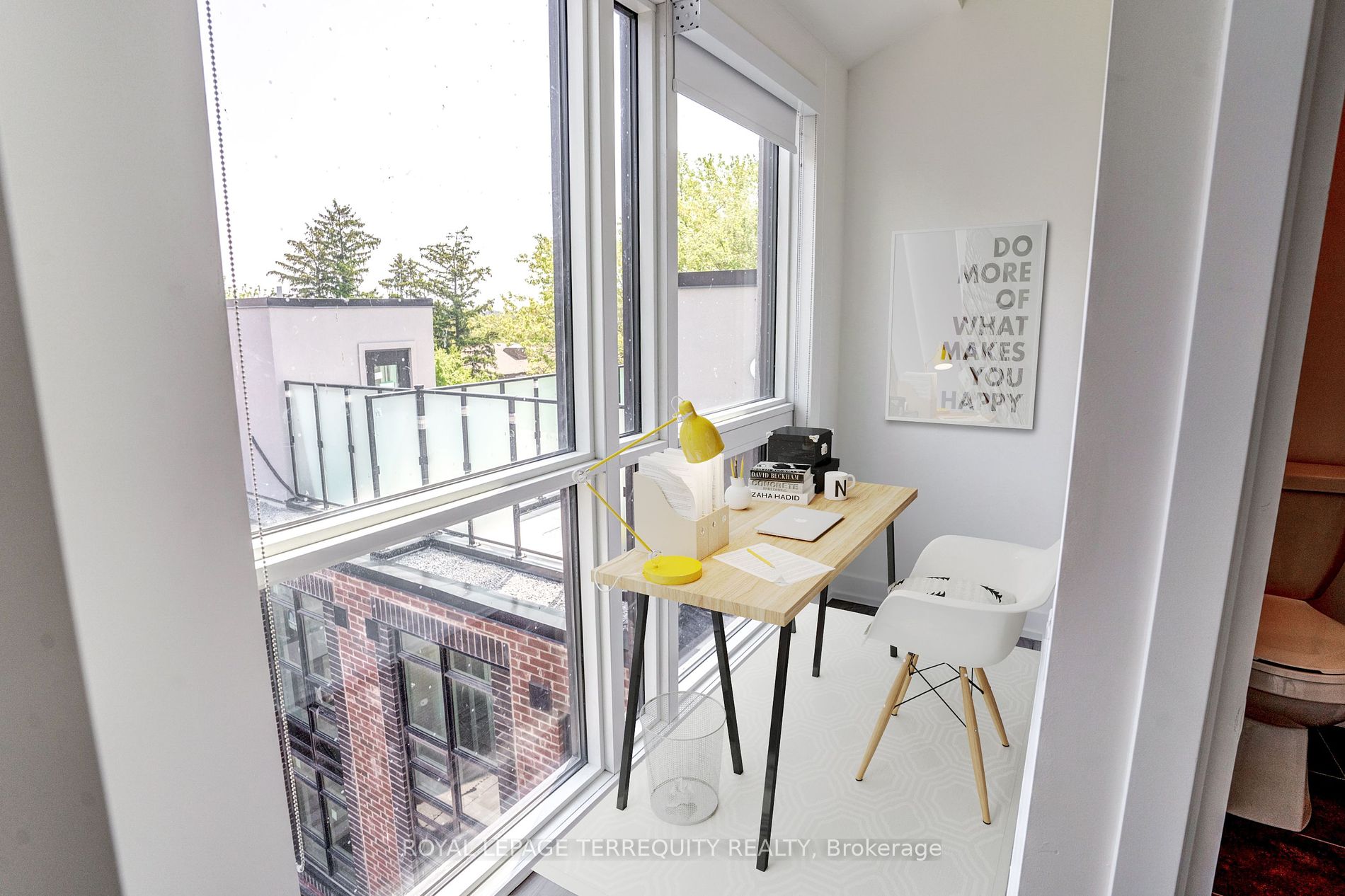 861 Sheppard Ave W, #43