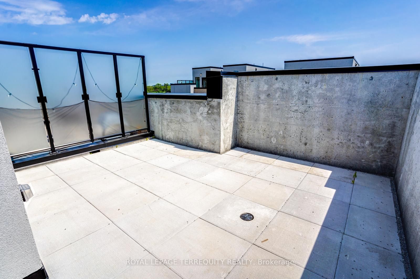 861 Sheppard Ave W, #43