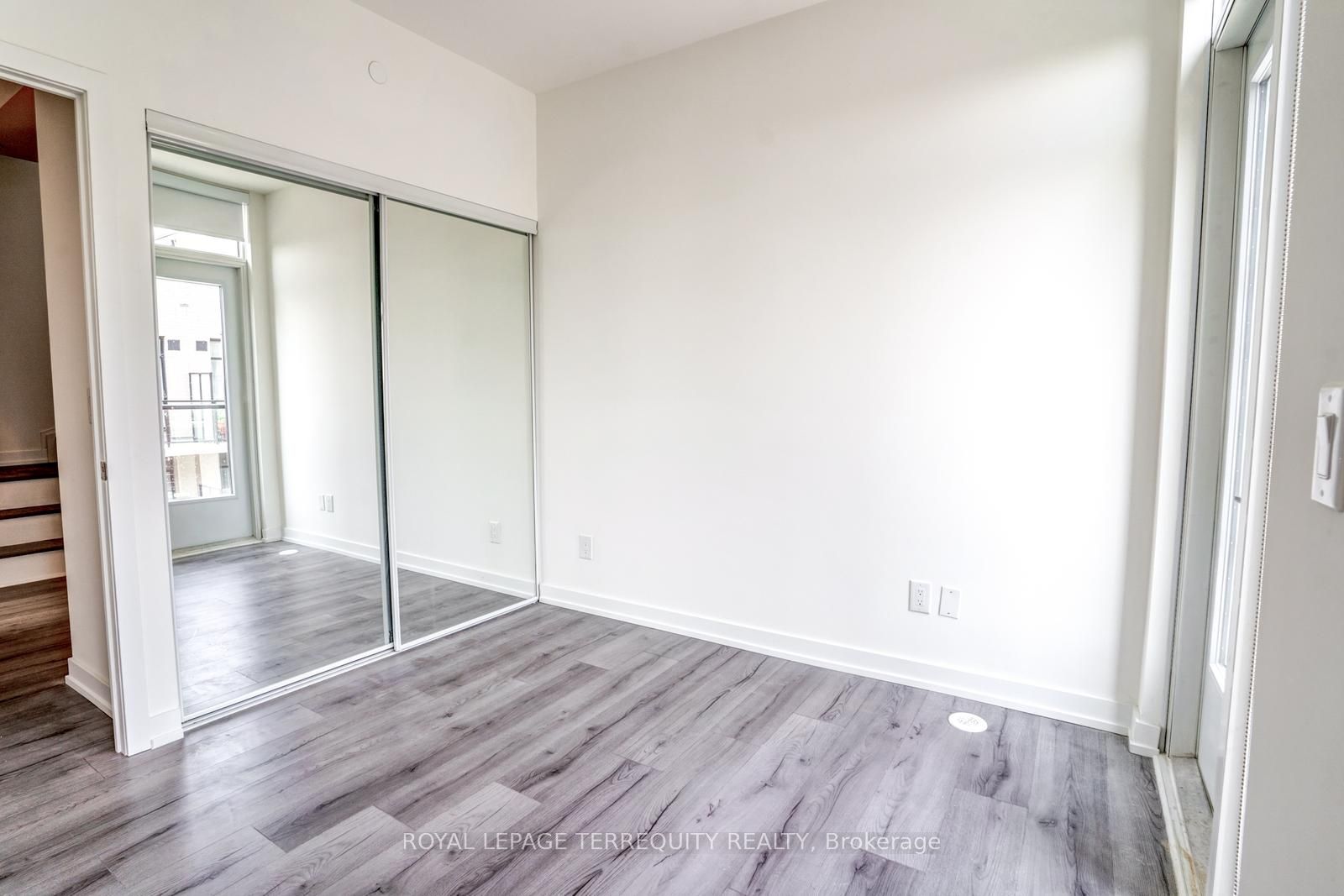 861 Sheppard Ave W, #43