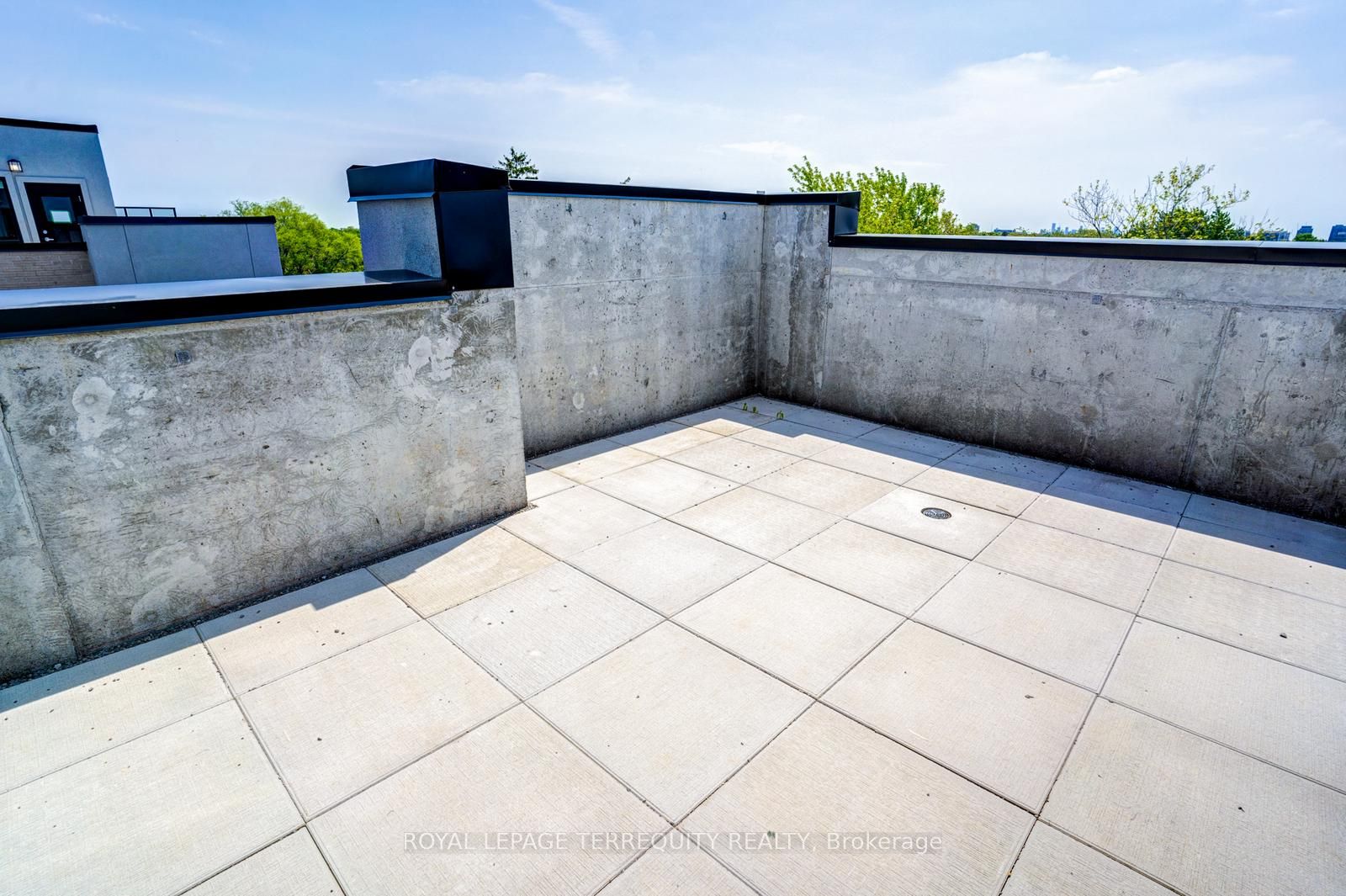 861 Sheppard Ave W, #43