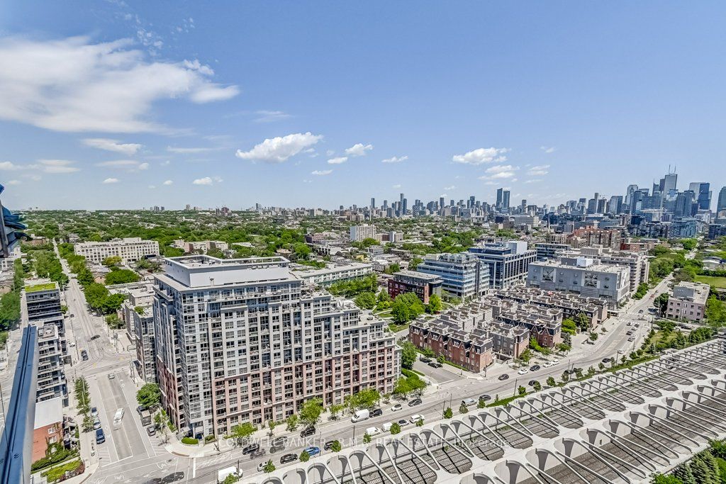 80 Western Battery Rd, #2406