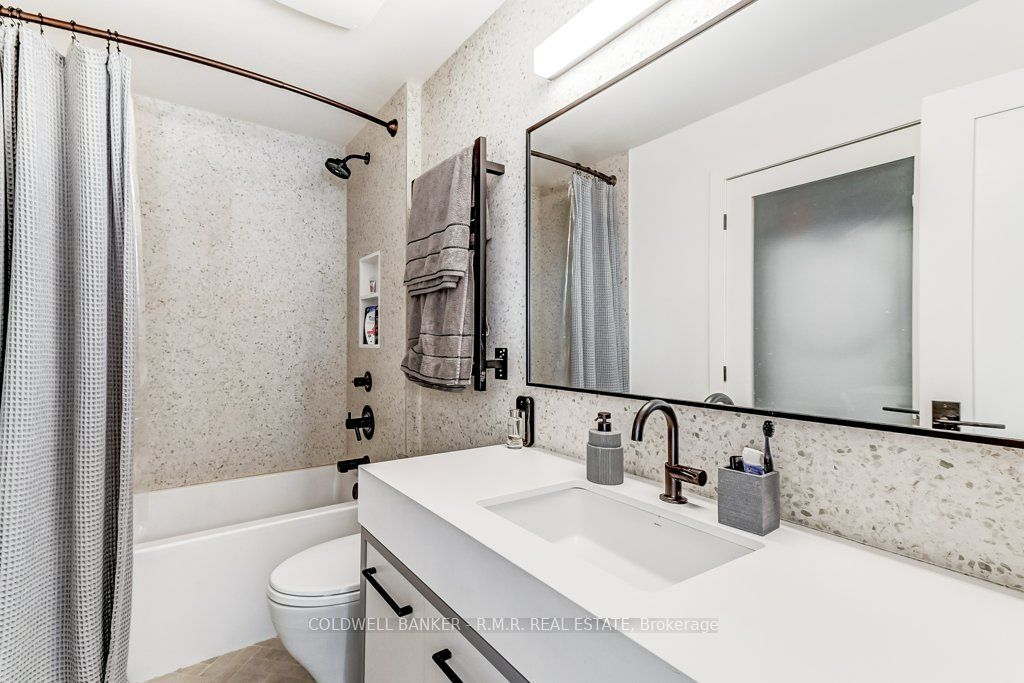 80 Western Battery Rd, #2406