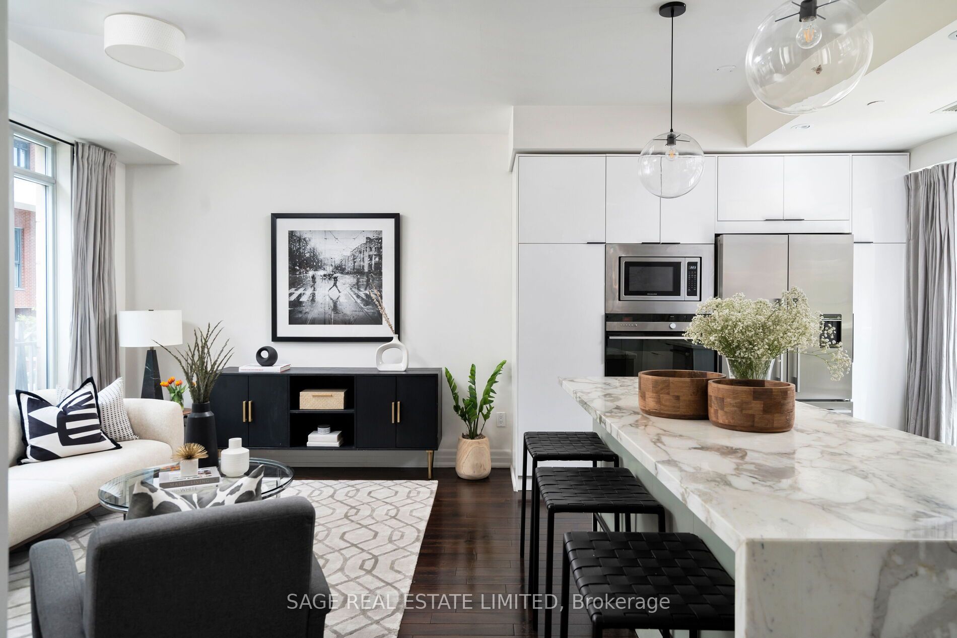75 Sloping Sky Mews, #2