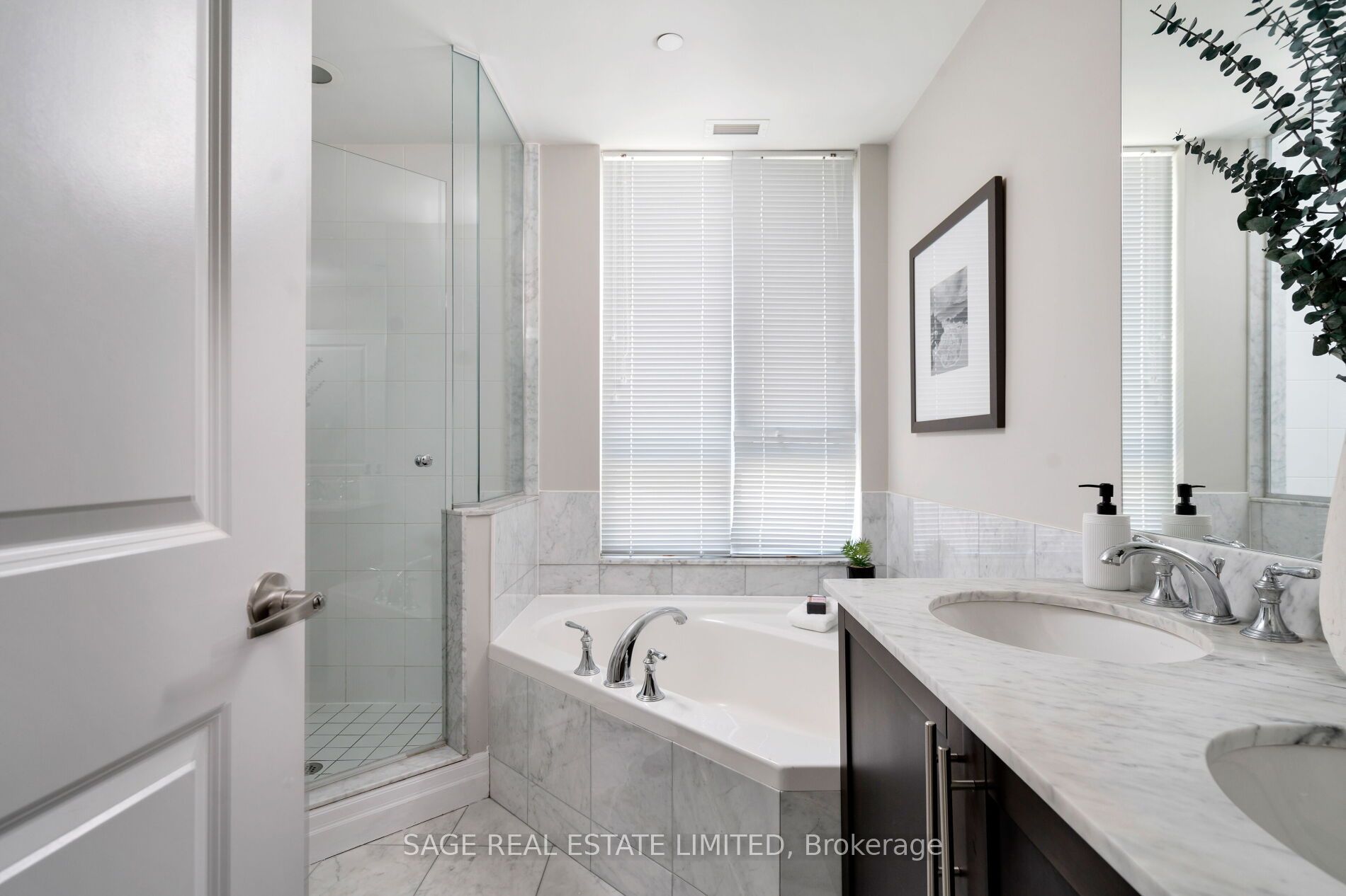 75 Sloping Sky Mews, #2