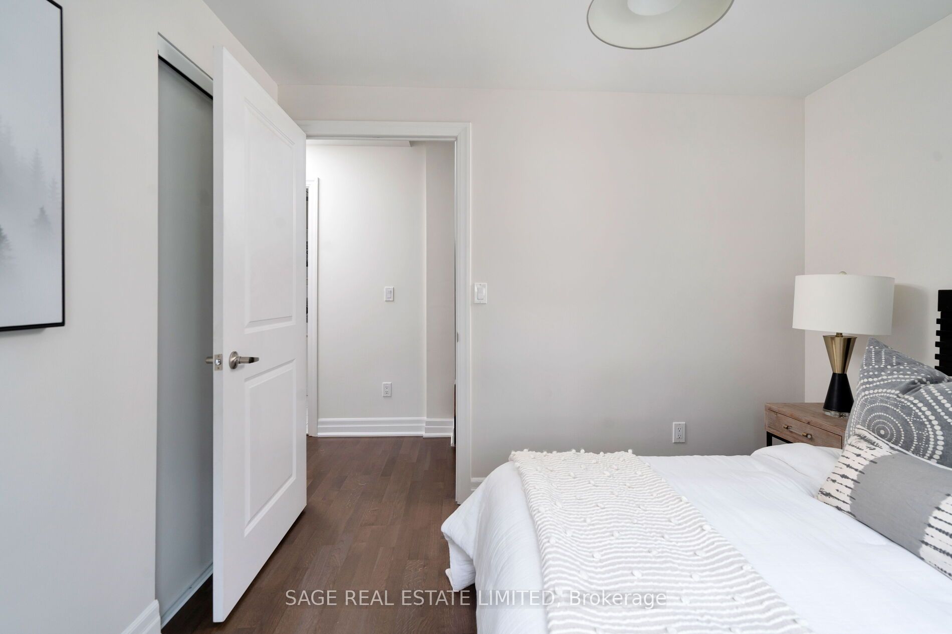 75 Sloping Sky Mews, #2