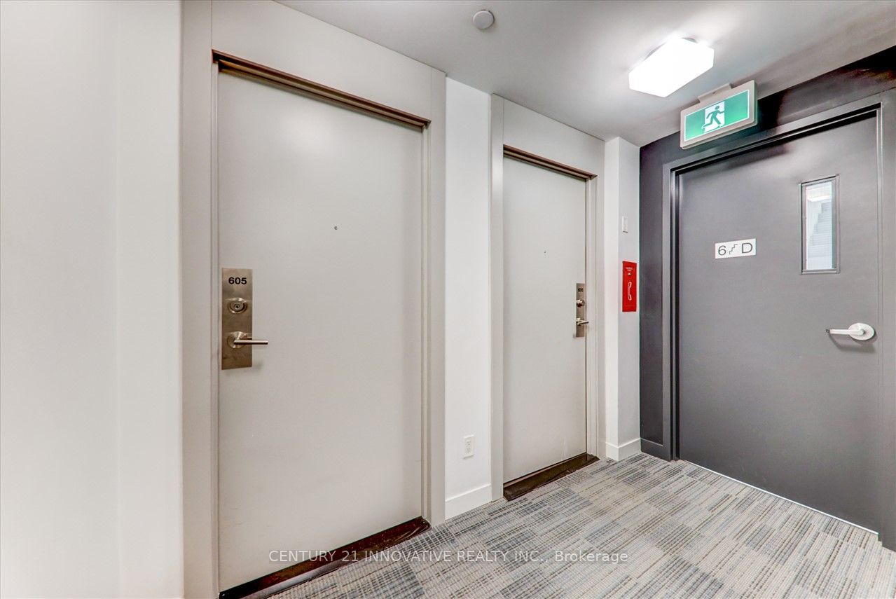 68 Shuter Street #605