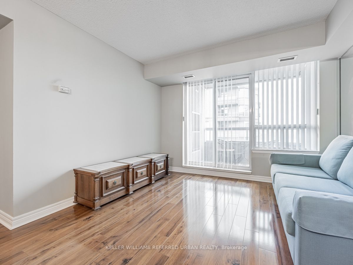 2 Covington Road #PH205