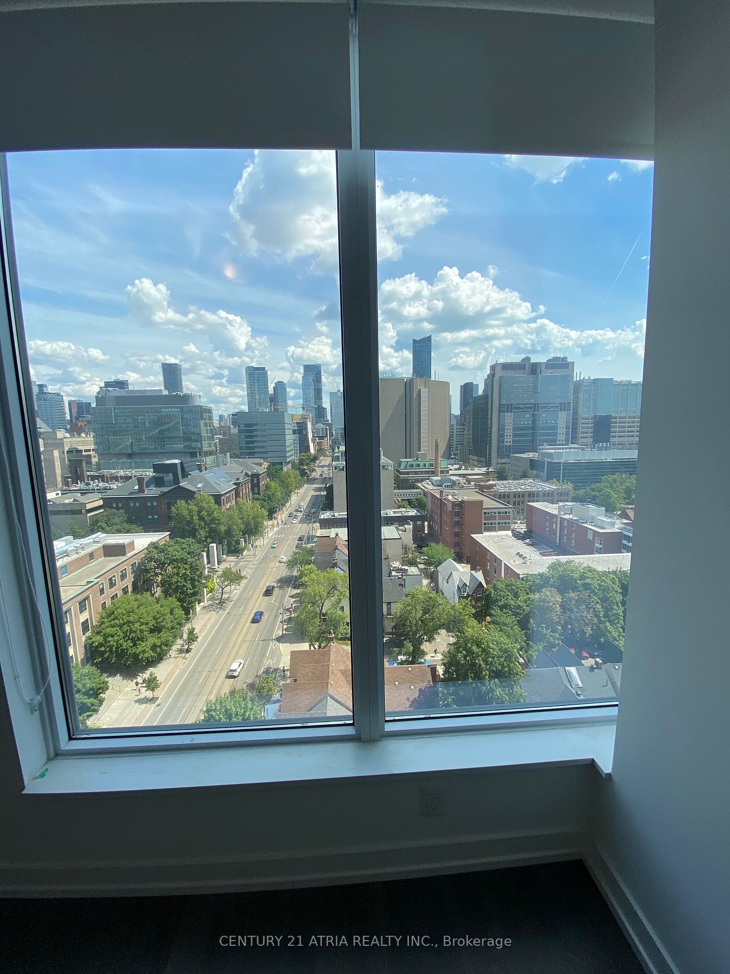 203 College St, #1307