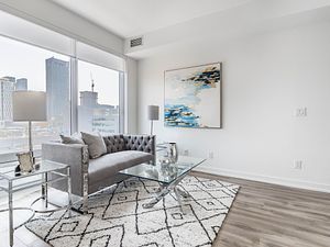 20 Edward St N, #1302