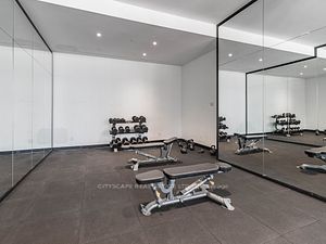 20 Edward St N, #1302