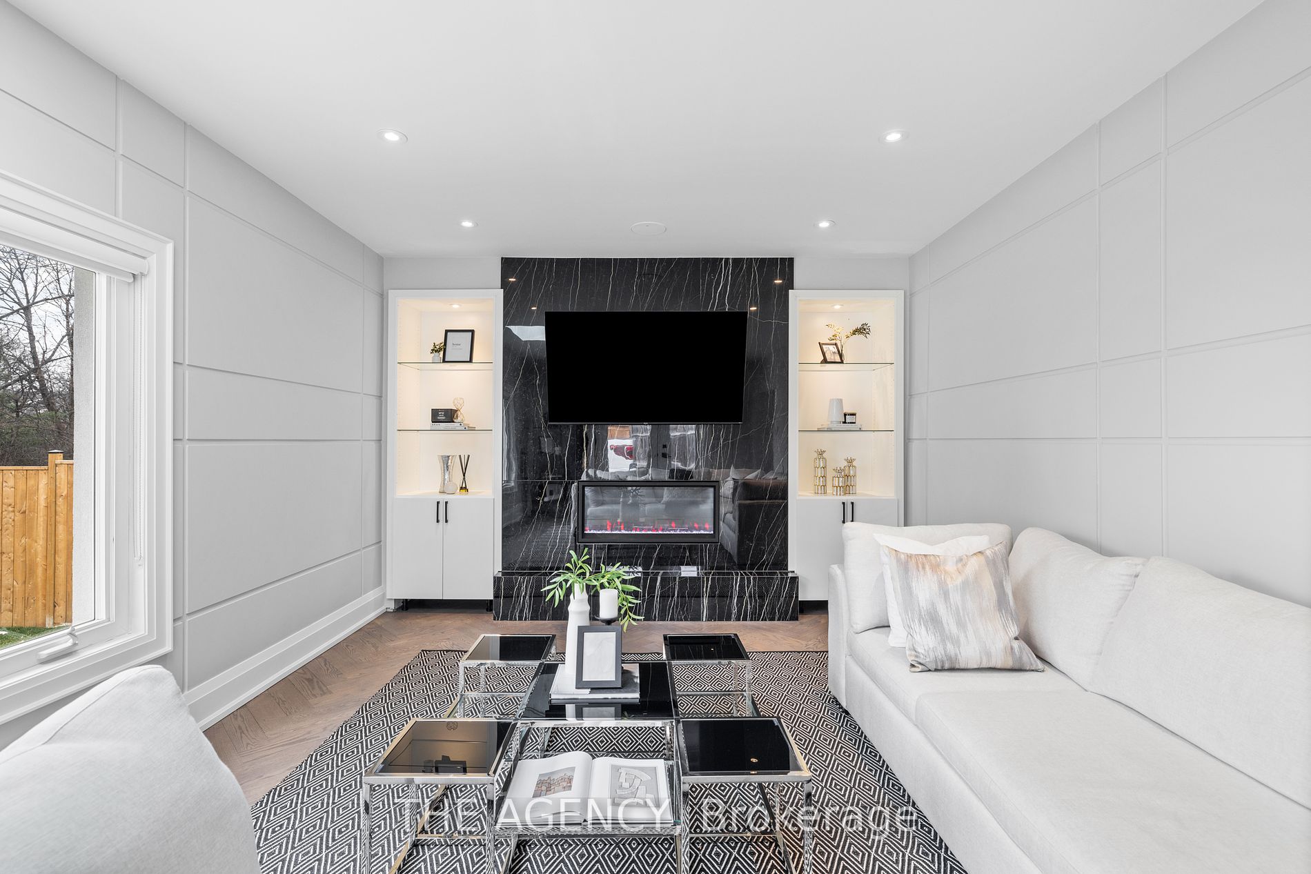95 Risebrough Ave