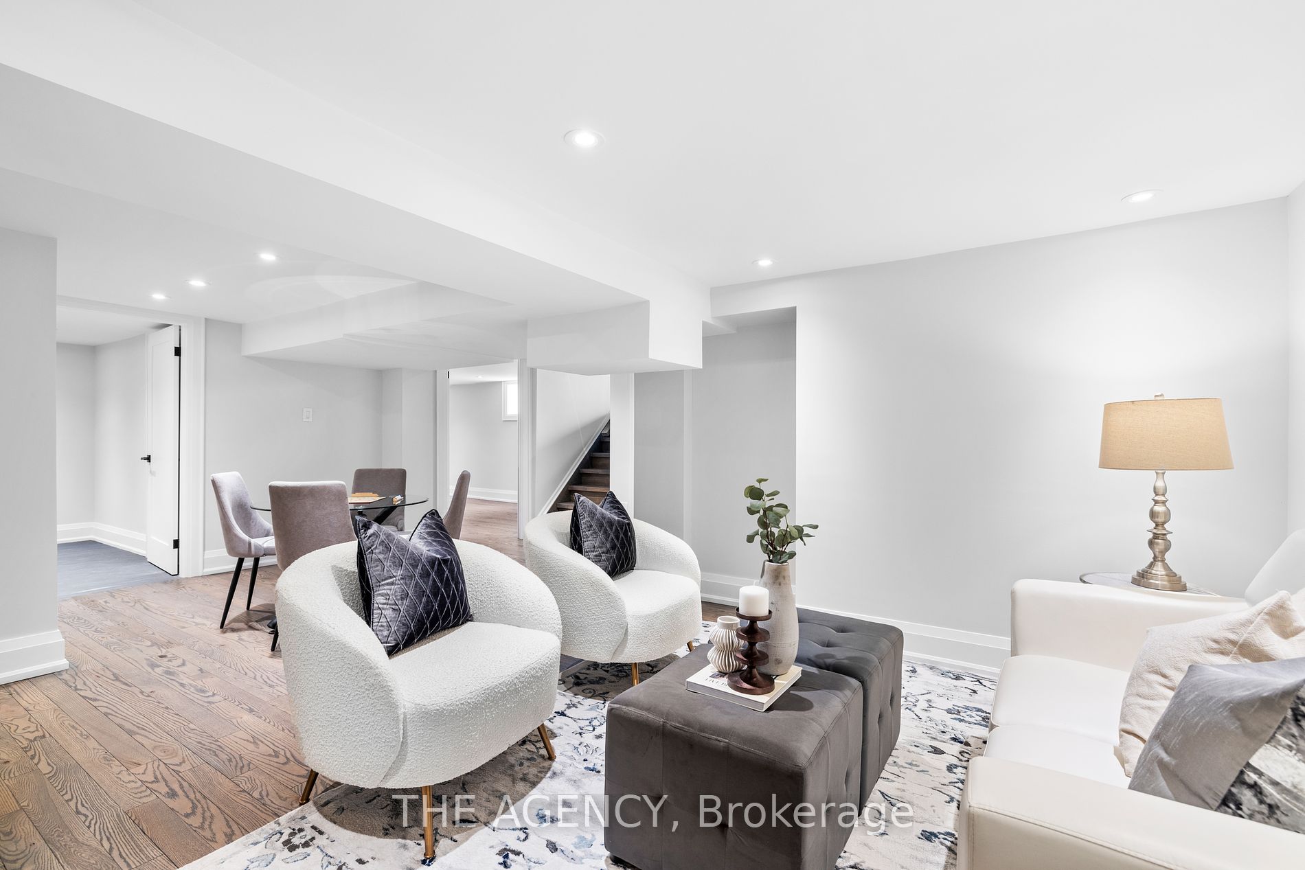 95 Risebrough Ave