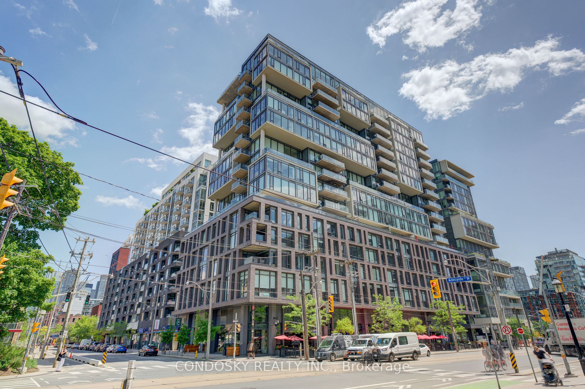111 Bathurst St, #521